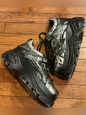Buffalo London Black & Silver Leather Shoes Women’s Size 40